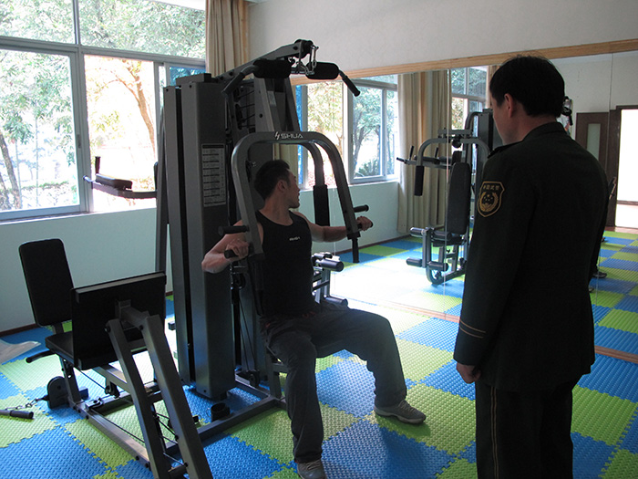 室内健身器材,单位健身器材,健身器材十大品牌-广西Z6.COM-尊龙集团体育健身器材有限公司